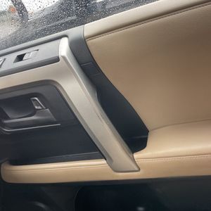 2011 Toyota 4RUNNER SR5 缩略图 64