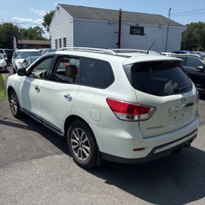 2015 Nissan PATHFINDER SL — фото 5