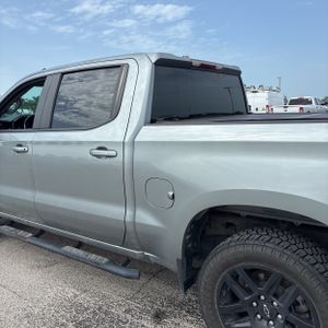 صورة 6 لـ 2023 Chevrolet SILVERADO 1500 RST