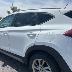 HYUNDAI TUCSON SE - 6