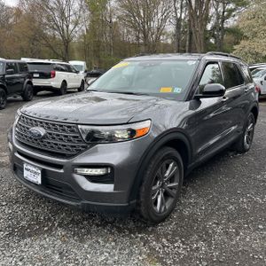 FORD EXPLORER XLT - 1