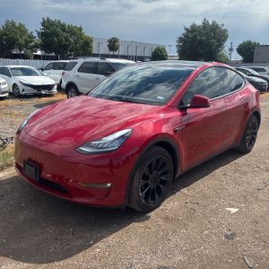 TESLA MODEL Y LONG RANGE - 1