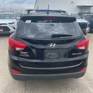 HYUNDAI TUCSON GLS - 7