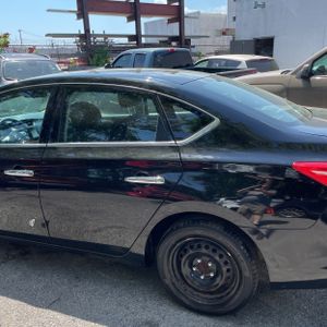 NISSAN SENTRA S - 6