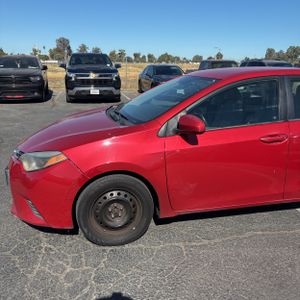 2016 Toyota COROLLA LE 照片 2