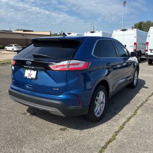 FORD EDGE SEL - 8