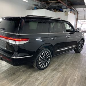 LINCOLN NAVIGATOR BLACK LABEL - 8