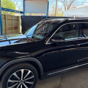 MERCEDES-BENZ GLB - 2