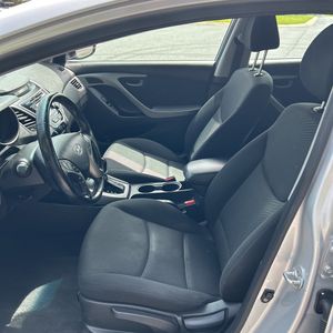 2015 Hyundai ELANTRA SE — миниатюра 31
