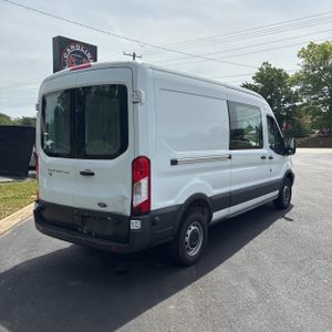 FORD TRANSIT 250 - 8