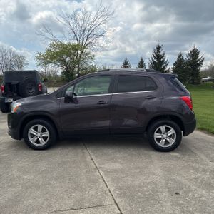 CHEVROLET TRAX LT - 3