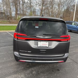 CHRYSLER PACIFICA TOURING L - 7