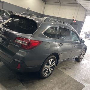 SUBARU OUTBACK 2.5I LIMITED - 10