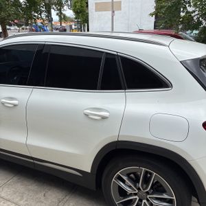 MERCEDES-BENZ GLA-CLASS AMG - 4