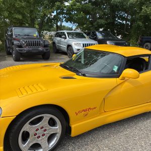 صورة 2 لـ 2001 Dodge VIPER RT/10