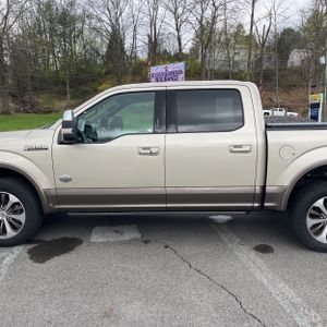 FORD F-150 KING RANCH - 4