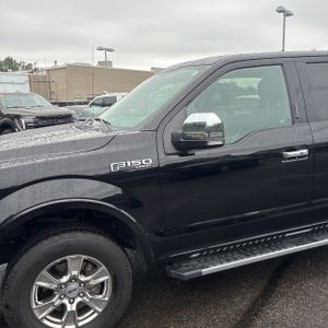FORD F-150 LARIAT - 2