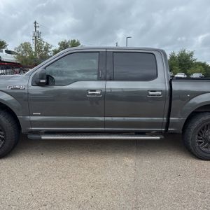FORD F-150 XLT - 4