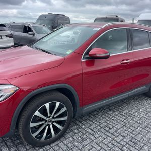 2023 Mercedes-BENZ GLA 照片 2