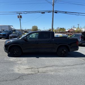 HONDA RIDGELINE BLACK EDITION - 3