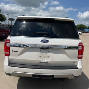 FORD EXPEDITION XLT - 7
