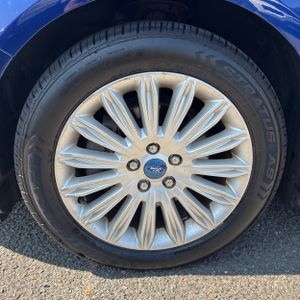 صورة مصغرة 17 لـ 2014 FORD FUSION HYBRID SE
