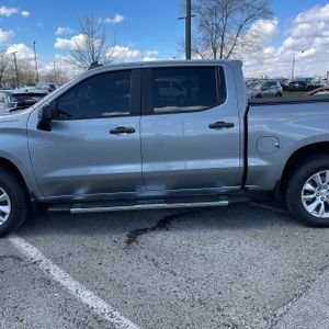 CHEVROLET SILVERADO 1500 CUSTOM - 4