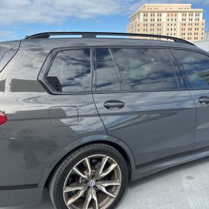 BMW X7 M50I - 9