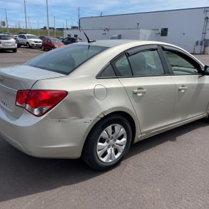 CHEVROLET CRUZE LS AUTO - 8