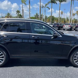 2019 Mercedes-BENZ GLC — миниатюра 11
