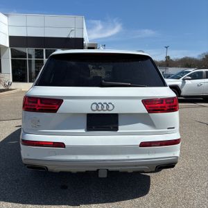 AUDI Q7 45 SE PREMIUM - 7