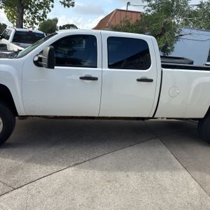 CHEVROLET SILVERADO - 4