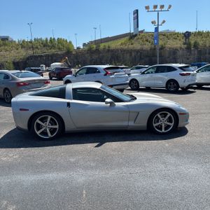 CHEVROLET CORVETTE BASE - 10