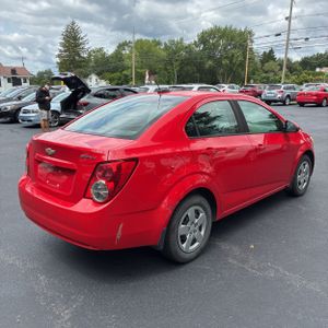 صورة 8 لـ 2015 Chevrolet SONIC LS AUTO