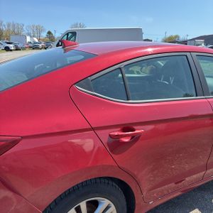 HYUNDAI ELANTRA SE - 9