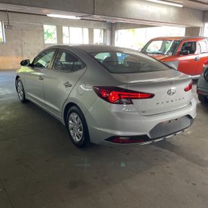 HYUNDAI ELANTRA - 5