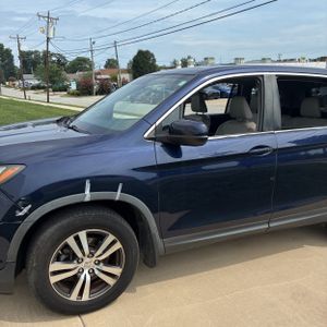 2017 Honda PILOT EX-L — фото 2