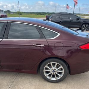 FORD FUSION SE - 6