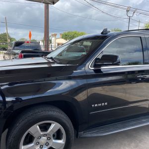 CHEVROLET TAHOE LS - 2