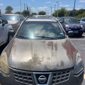 2010 Nissan ROGUE SL 照片 11