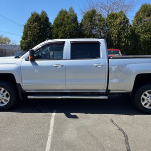 CHEVROLET SILVERADO - 4