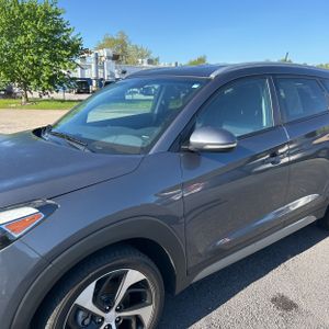 HYUNDAI TUCSON SPORT - 2