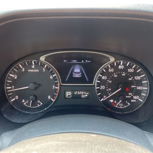 2015 Nissan PATHFINDER SV — миниатюра 30