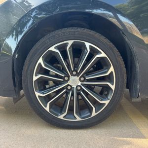 صورة مصغرة 17 لـ 2015 Toyota COROLLA S PLUS