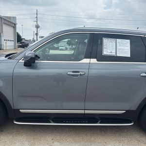 KIA TELLURIDE SX - 4