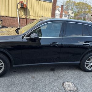 MERCEDES-BENZ GLC - 3