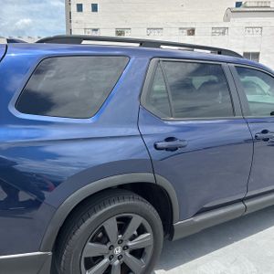 صورة 9 لـ 2025 Honda PILOT SPORT