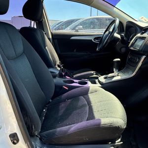 2013 Nissan SENTRA SR 照片 30