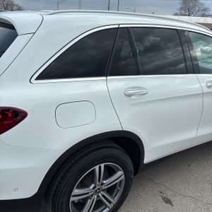 MERCEDES-BENZ GLC - 9