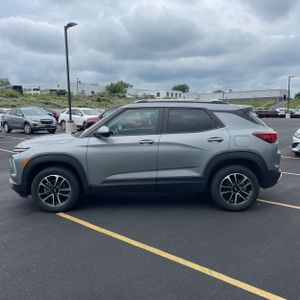 2024 Chevrolet TRAILBLAZER LT photo 3